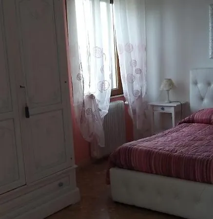 Antica Casa Di Famiglia Maison d'hôtes