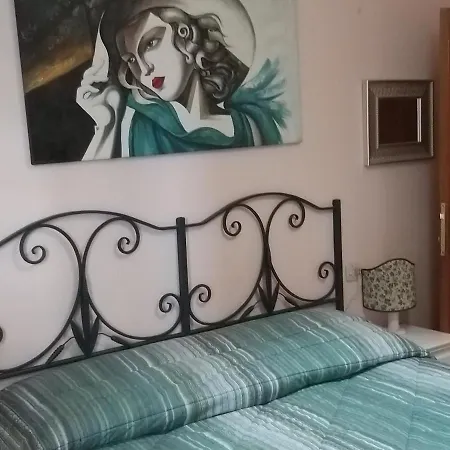 Affittacamere Antica Casa Di Famiglia *