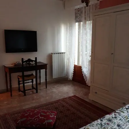 Antica Casa Di Famiglia *